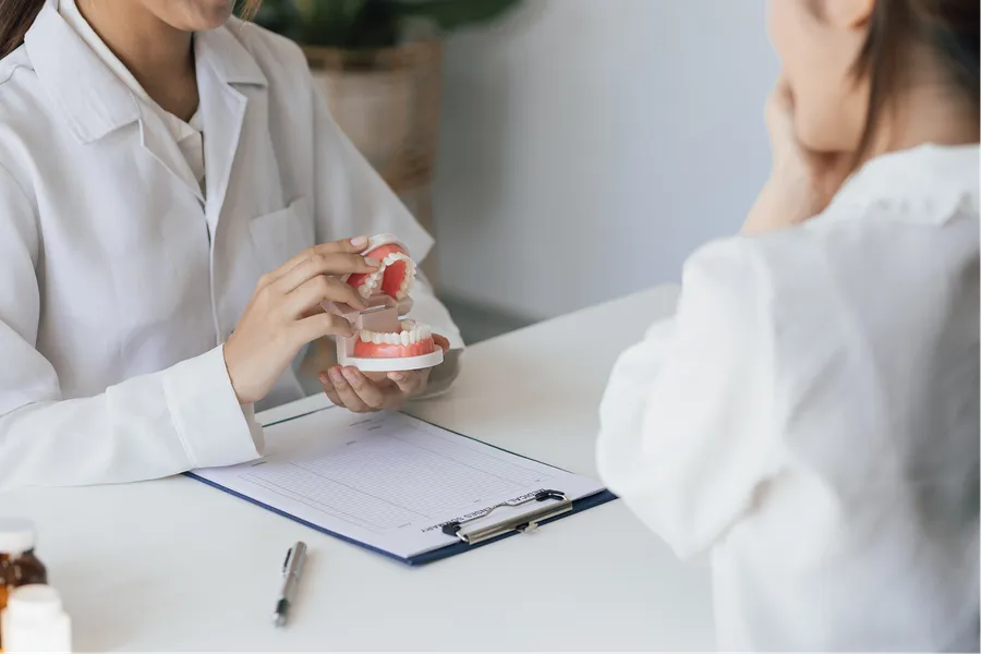 Dental care in a clean, modern treatment environment